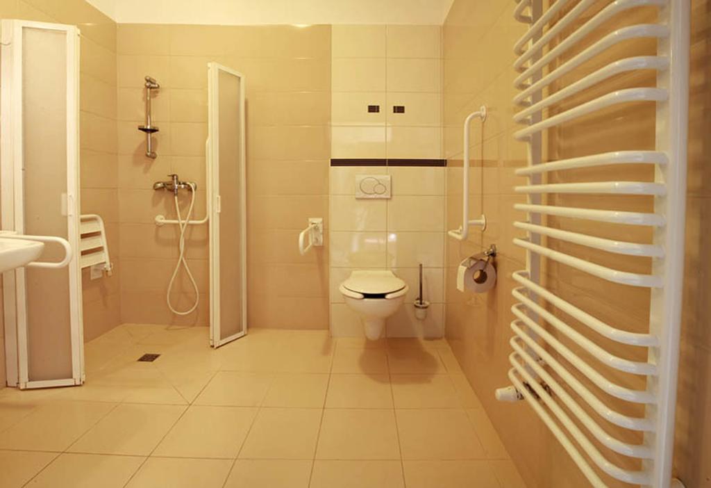 Hotelik Jankowski Raszyn Exterior foto