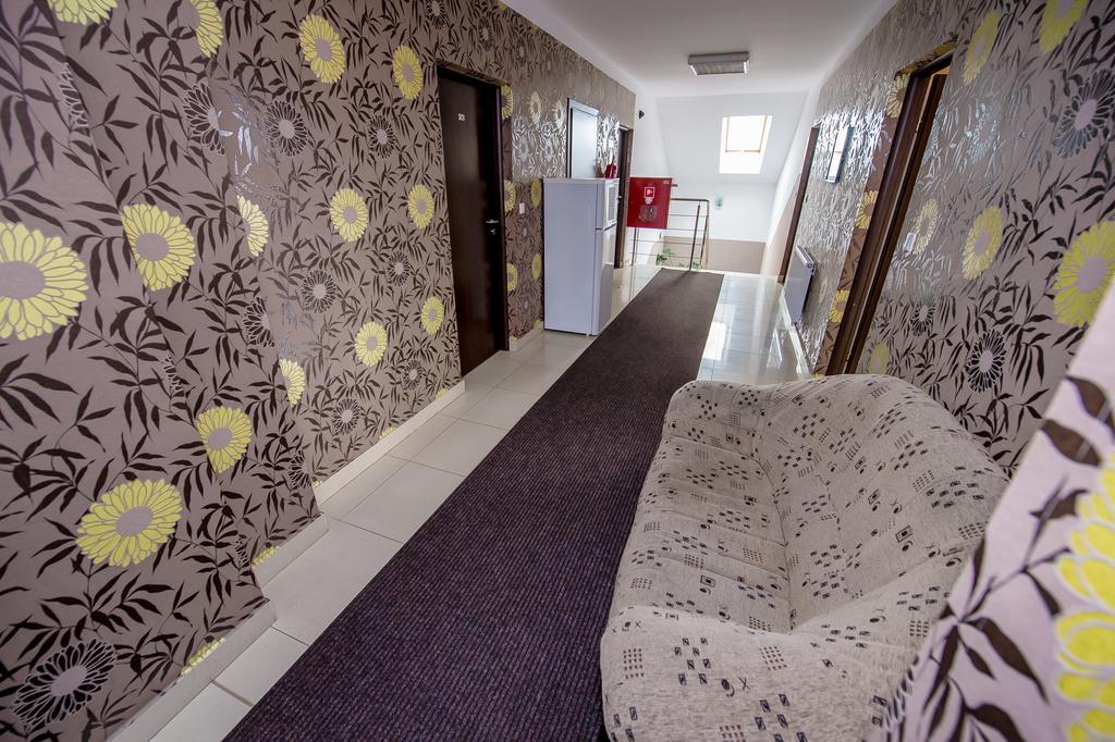 Hotelik Jankowski Raszyn Exterior foto